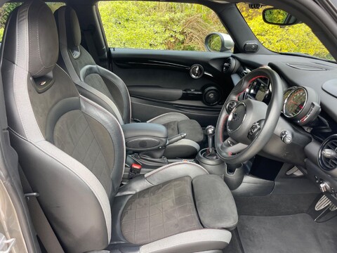 Mini Hatch 2.0 John Cooper Works Euro 6 (s/s) 3dr 69