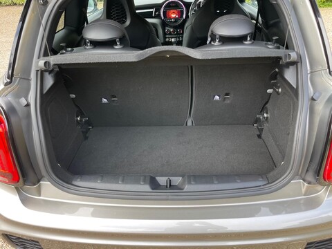 Mini Hatch 2.0 John Cooper Works Euro 6 (s/s) 3dr 87