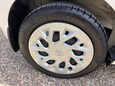 Toyota Aygo 1.0 VVT-i x-play x-shift Euro 6 5dr (Safety Sense) 21
