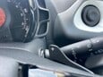 Toyota Aygo 1.0 VVT-i x-play x-shift Euro 6 5dr (Safety Sense) 40