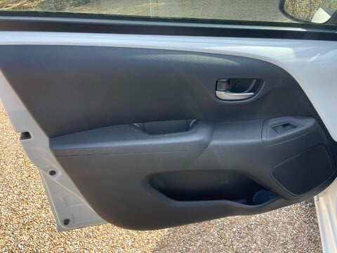 Toyota Aygo 1.0 VVT-i x-play x-shift Euro 6 5dr (Safety Sense) 48