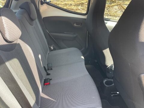 Toyota Aygo 1.0 VVT-i x-play x-shift Euro 6 5dr (Safety Sense) 60
