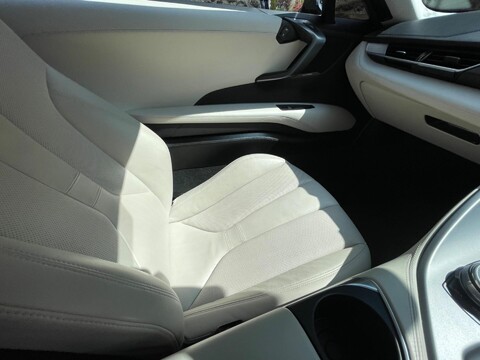 BMW I8 1.5 7.1kWh Auto 4WD Euro 6 (s/s) 2dr 75