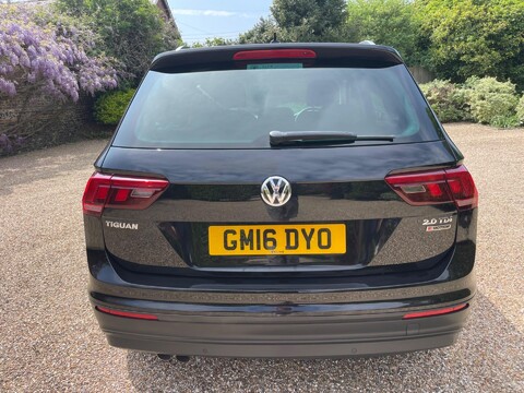 Volkswagen Tiguan 2.0 TDI BlueMotion Tech SE Navigation DSG 4Motion Euro 6 (s/s) 5dr 13