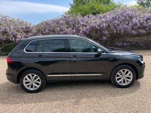 Volkswagen Tiguan 2.0 TDI BlueMotion Tech SE Navigation DSG 4Motion Euro 6 (s/s) 5dr 18