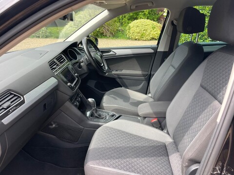 Volkswagen Tiguan 2.0 TDI BlueMotion Tech SE Navigation DSG 4Motion Euro 6 (s/s) 5dr 66