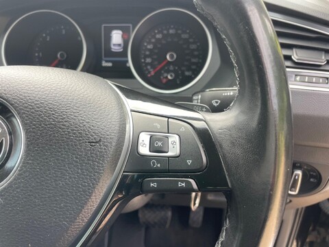 Volkswagen Tiguan 2.0 TDI BlueMotion Tech SE Navigation DSG 4Motion Euro 6 (s/s) 5dr 56