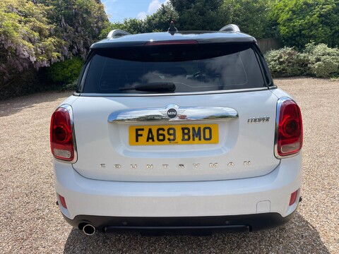 Mini Countryman 1.5 Cooper Exclusive Euro 6 (s/s) 5dr 13