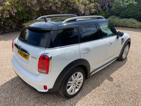 Mini Countryman 1.5 Cooper Exclusive Euro 6 (s/s) 5dr 15