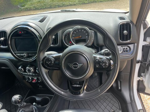 Mini Countryman 1.5 Cooper Exclusive Euro 6 (s/s) 5dr 43