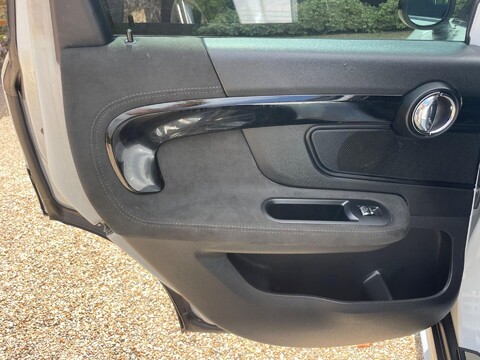 Mini Countryman 1.5 Cooper Exclusive Euro 6 (s/s) 5dr 63