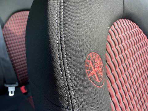 Alfa Romeo Mito 1.4 TB Veloce Euro 4 3dr 26