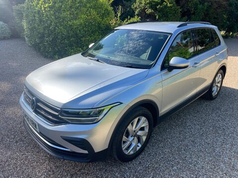 Volkswagen Tiguan 1.5 TSI Life DSG Euro 6 (s/s) 5dr 7