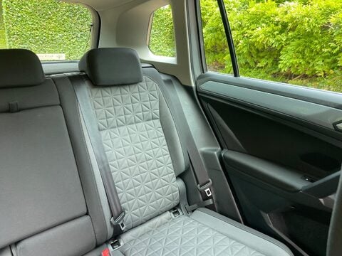 Volkswagen Tiguan 1.5 TSI Life DSG Euro 6 (s/s) 5dr 67