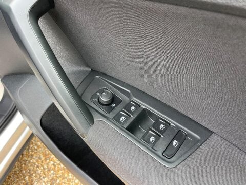 Volkswagen Tiguan 1.5 TSI Life DSG Euro 6 (s/s) 5dr 56