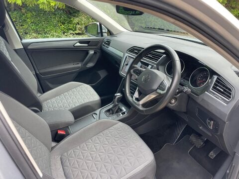 Volkswagen Tiguan 1.5 TSI Life DSG Euro 6 (s/s) 5dr 22
