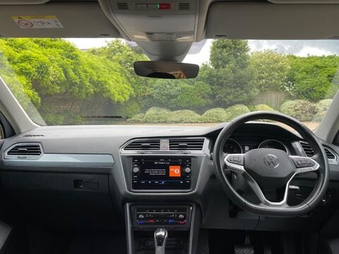 Volkswagen Tiguan 1.5 TSI Life DSG Euro 6 (s/s) 5dr 24