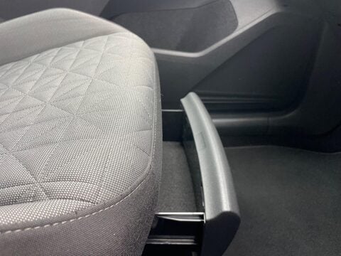 Volkswagen Tiguan 1.5 TSI Life DSG Euro 6 (s/s) 5dr 28