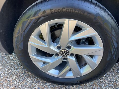 Volkswagen Tiguan 1.5 TSI Life DSG Euro 6 (s/s) 5dr 21