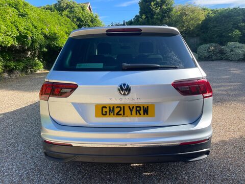 Volkswagen Tiguan 1.5 TSI Life DSG Euro 6 (s/s) 5dr 11