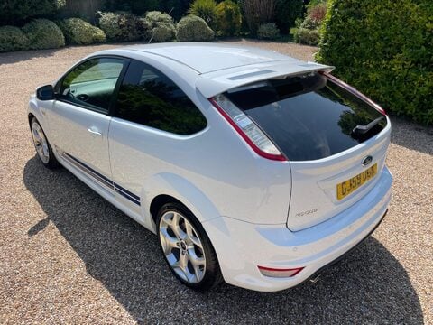 Ford Focus 2.5 SIV ST-3 3dr 15