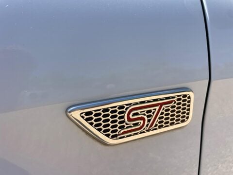Ford Focus 2.5 SIV ST-3 3dr 24