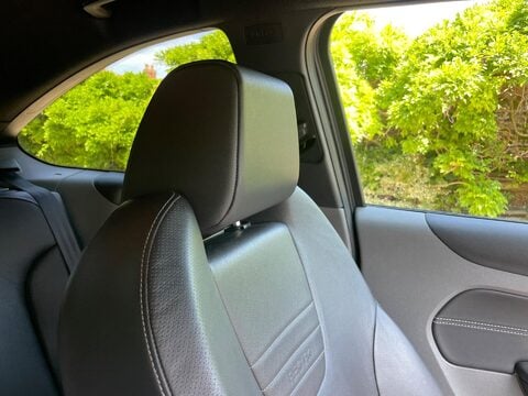 Ford Focus 2.5 SIV ST-3 3dr 34
