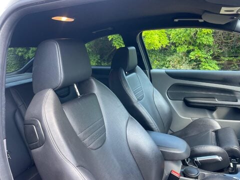 Ford Focus 2.5 SIV ST-3 3dr 53