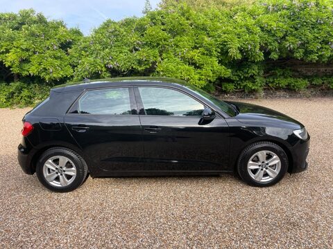 Audi A1 1.0 TFSI 30 Technik Sportback S Tronic Euro 6 (s/s) 5dr 16