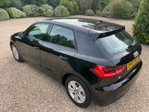 Audi A1 1.0 TFSI 30 Technik Sportback S Tronic Euro 6 (s/s) 5dr 10