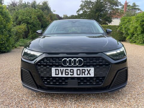 Audi A1 1.0 TFSI 30 Technik Sportback S Tronic Euro 6 (s/s) 5dr 3