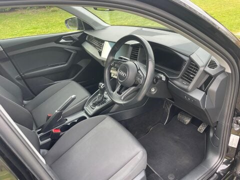 Audi A1 1.0 TFSI 30 Technik Sportback S Tronic Euro 6 (s/s) 5dr 15