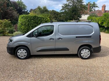 Vauxhall Combo 1.5 Turbo D 2300 Dynamic L2 H1 Euro 6 4dr 4