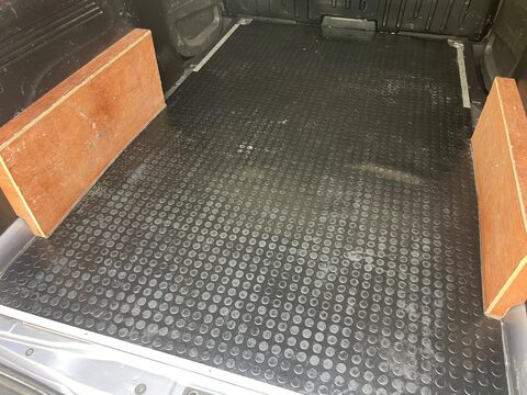 Vauxhall Combo 1.5 Turbo D 2300 Dynamic L2 H1 Euro 6 4dr 18