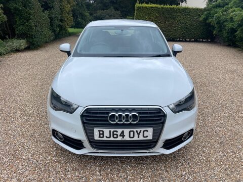 Audi A1 1.4 TFSI Sport S Tronic Euro 5 (s/s) 3dr 5