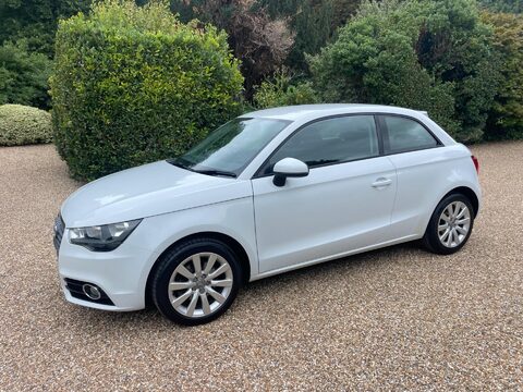 Audi A1 1.4 TFSI Sport S Tronic Euro 5 (s/s) 3dr 8