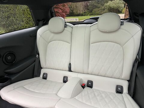 Mini Hatch Cooper SE 32.6kWh Level 3 Auto 3dr 32
