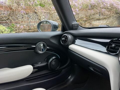 Mini Hatch Cooper SE 32.6kWh Level 3 Auto 3dr 40