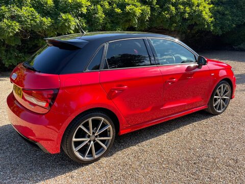 Audi A1 1.4 TFSI CoD Black Edition Sportback 5dr Petrol Manual Euro 6 (s/s) (150 ps 21