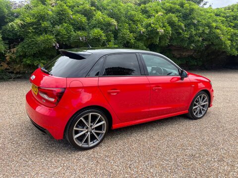 Audi A1 1.4 TFSI CoD Black Edition Sportback Euro 6 (s/s) 5dr 14