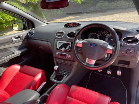 Ford Focus 2.5 SIV ST-500 3dr 27