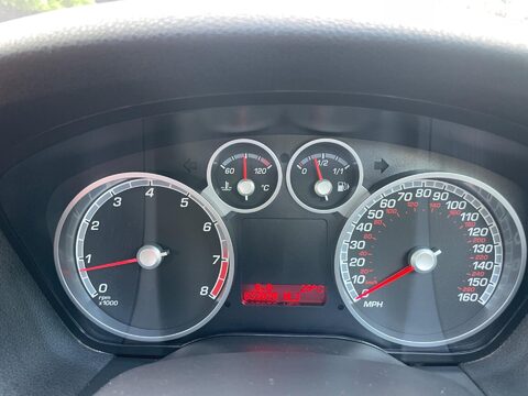 Ford Focus 2.5 SIV ST-500 3dr 28