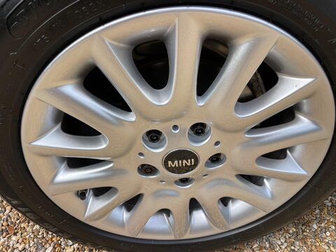 Mini Hatch 1.5 Cooper Hatchback 3dr Petrol Auto Euro 6 (s/s) (136 ps) 24