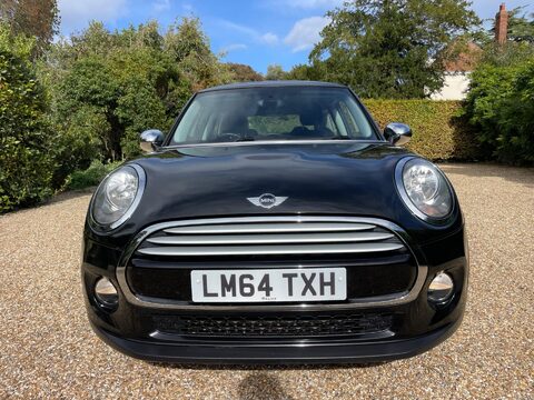 Mini Hatch 1.5 Cooper Hatchback 3dr Petrol Auto Euro 6 (s/s) (136 ps) 4