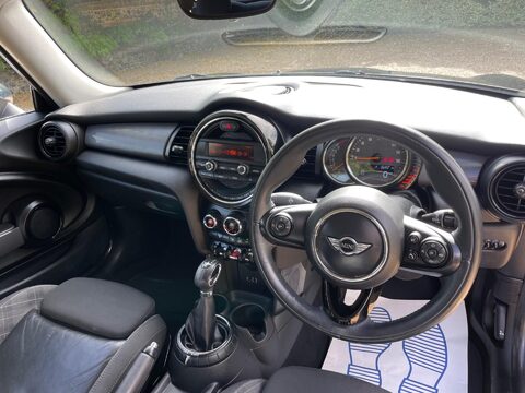Mini Hatch 1.5 Cooper Hatchback 3dr Petrol Auto Euro 6 (s/s) (136 ps) 28