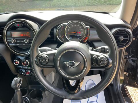 Mini Hatch 1.5 Cooper Hatchback 3dr Petrol Auto Euro 6 (s/s) (136 ps) 46