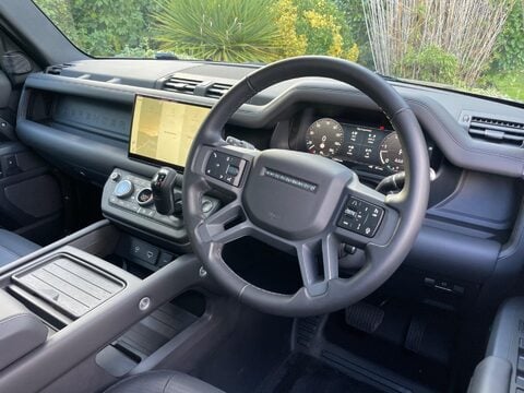 Land Rover Defender 3.0 D300 MHEV X-Dynamic HSE SUV 5dr Diesel Auto 4WD Euro 6 (s/s) (300 ps) 53