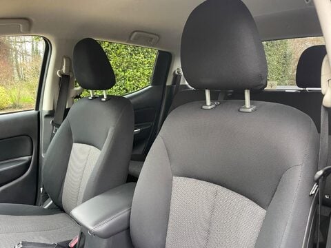 Mitsubishi L200 2.2 DI-D DC Warrior Pickup Double Cab 4dr Diesel Manual 4WD Euro 6 (s/s) (1 46