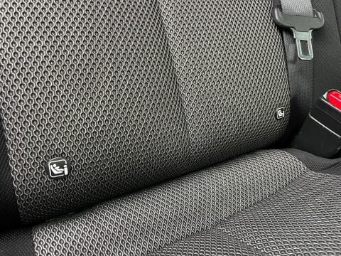 Mitsubishi L200 2.2 DI-D DC Warrior Pickup Double Cab 4dr Diesel Manual 4WD Euro 6 (s/s) (1 58