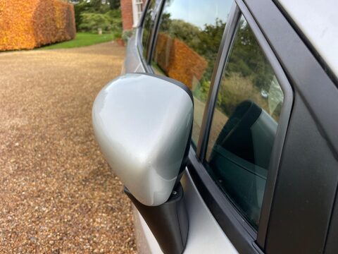 Nissan MICRA 1.0 IG-T Tekna Hatchback 5dr Petrol Manual Euro 6 (s/s) (100 ps) 52